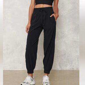 Abercrombie & Fitch YPB motionTEK joggers